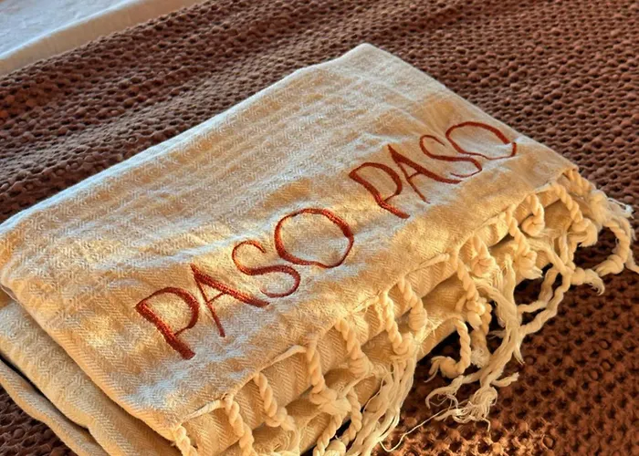 Paso Paso *